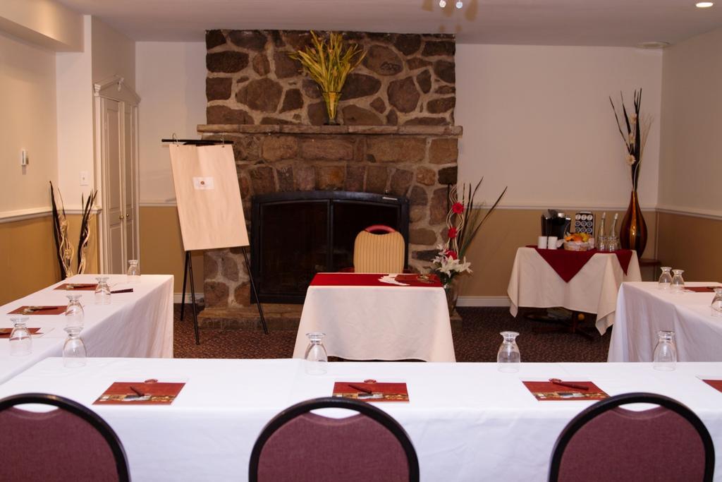 فندق Relais St-Denis Saint-Sauveur-des-Monts المظهر الخارجي الصورة