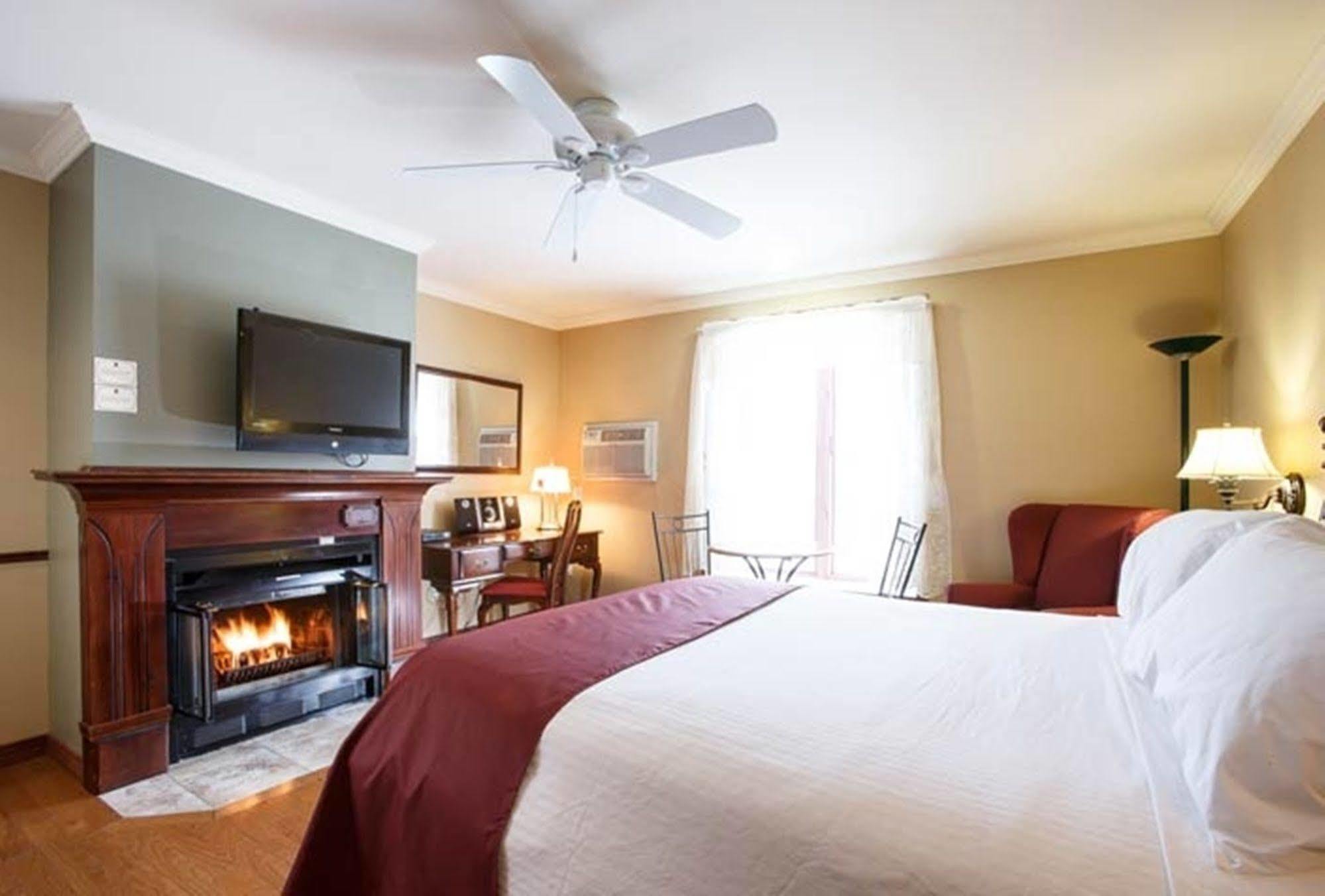 فندق Relais St-Denis Saint-Sauveur-des-Monts المظهر الخارجي الصورة