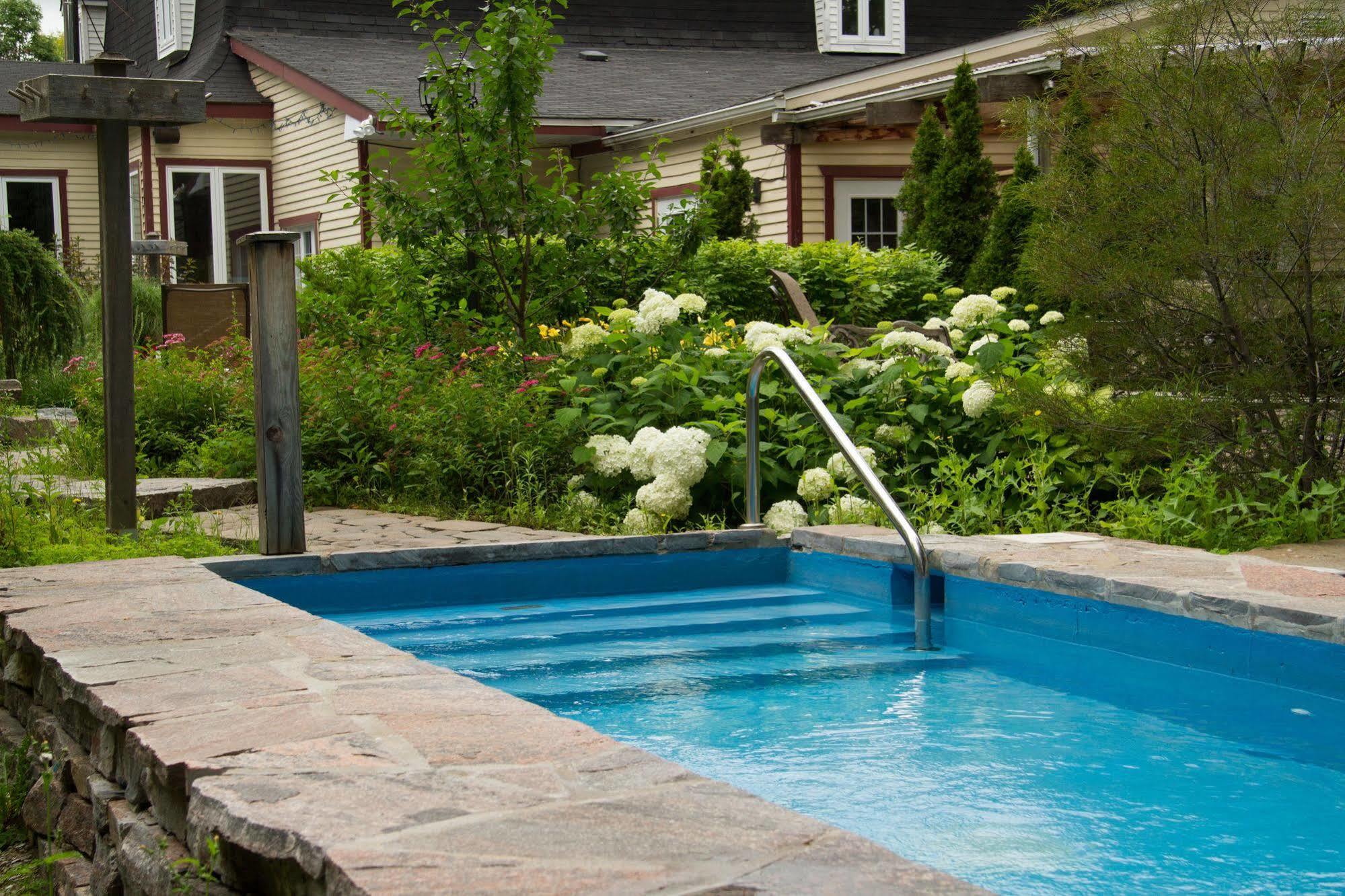 فندق Relais St-Denis Saint-Sauveur-des-Monts المظهر الخارجي الصورة